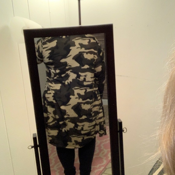 LAST 💚 Camo Long Cardigan - Picture 5 of 6